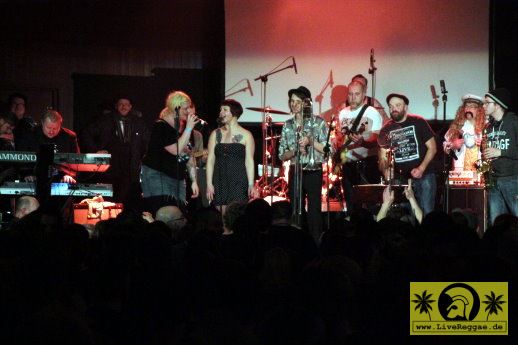 Die Tornados (D) 20 Jahre Tornados Party - Felsenkeller, Leipzig 24. Maerz 2016 (30).JPG